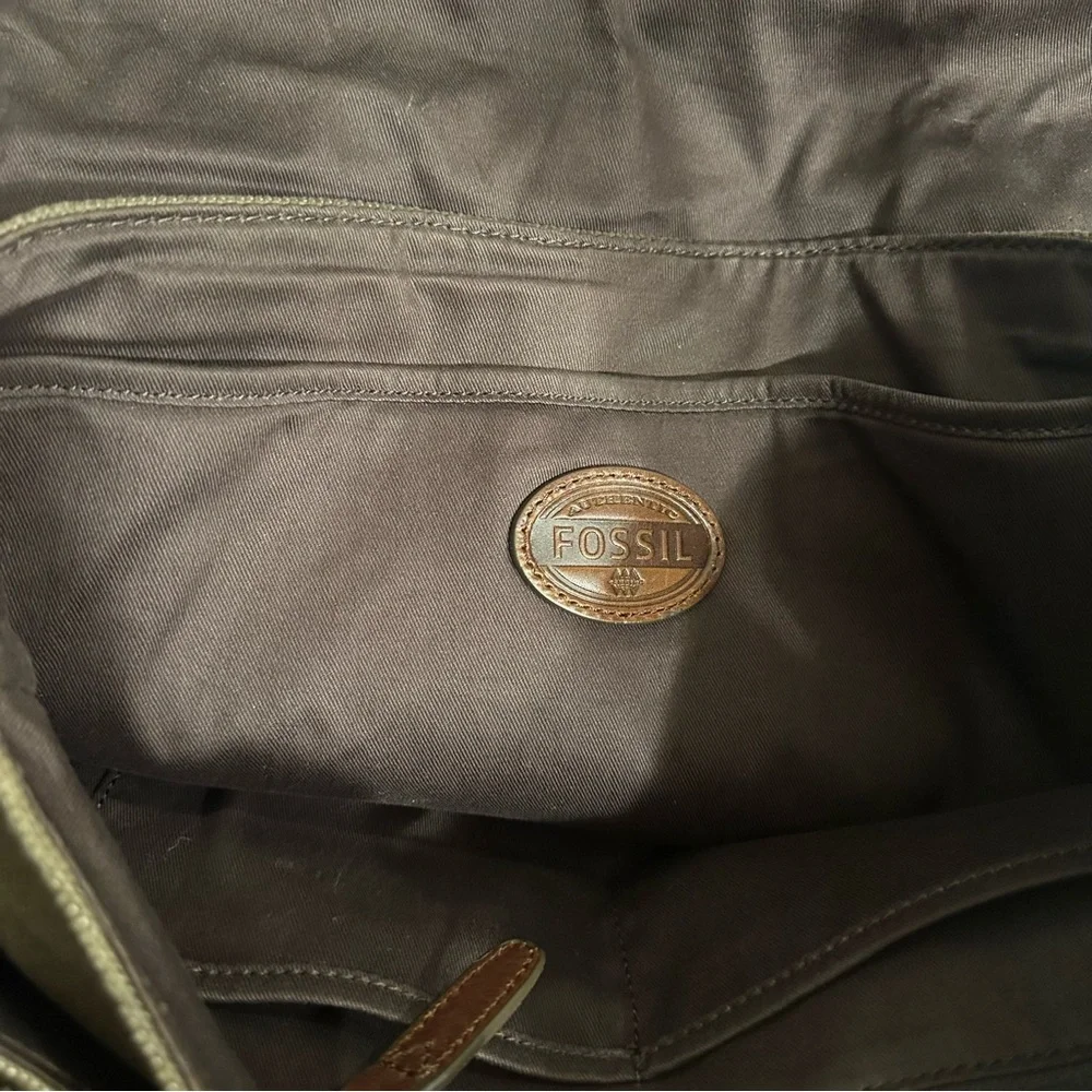 👜 Fossil Canvas & Leather Messenger Bag — Vintage Style Crossbody Laptop Satchel